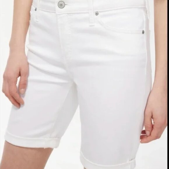 NWT Chico's White Denim So Slimming Girlfriend Slim Leg Shorts | Size 8 - Picture 3 of 8
